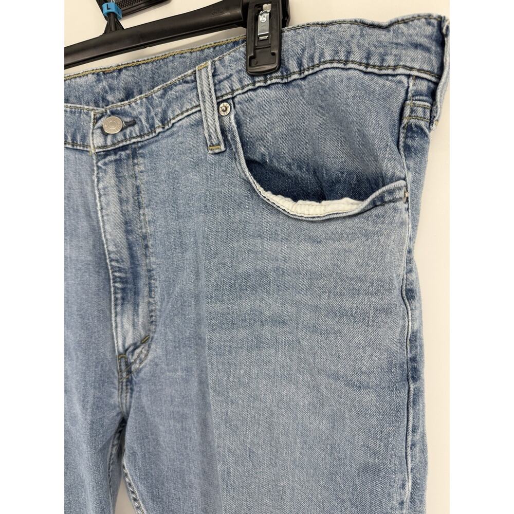 Levi's 502 Jeans Mens 44x30 Light Wash Blue Regular Denim - Picture 3 of 9